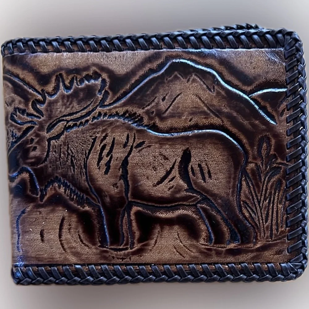 🫎 NEW Hand-Carved & Tooled Brown Leather Bi-Fold Wallet | Moose & Wilderness